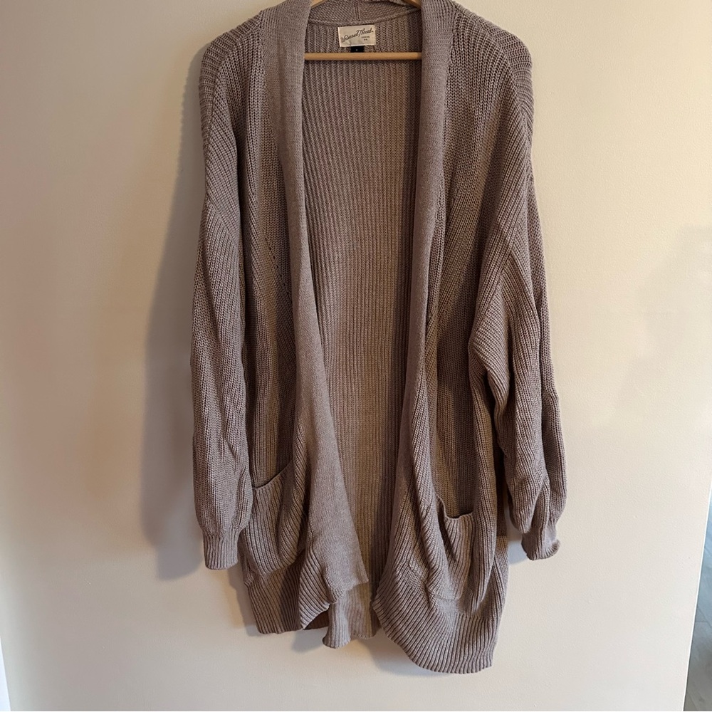 Women's taupe Universal Threads Cardigan